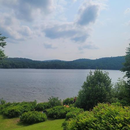 Le Lodge Du Lac Saint-Faustin Экстерьер фото