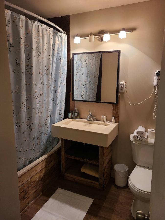 Le Lodge Du Lac Saint-Faustin Экстерьер фото