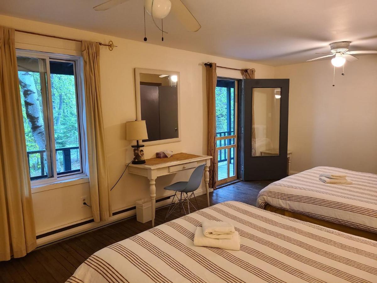 Le Lodge Du Lac Saint-Faustin Экстерьер фото