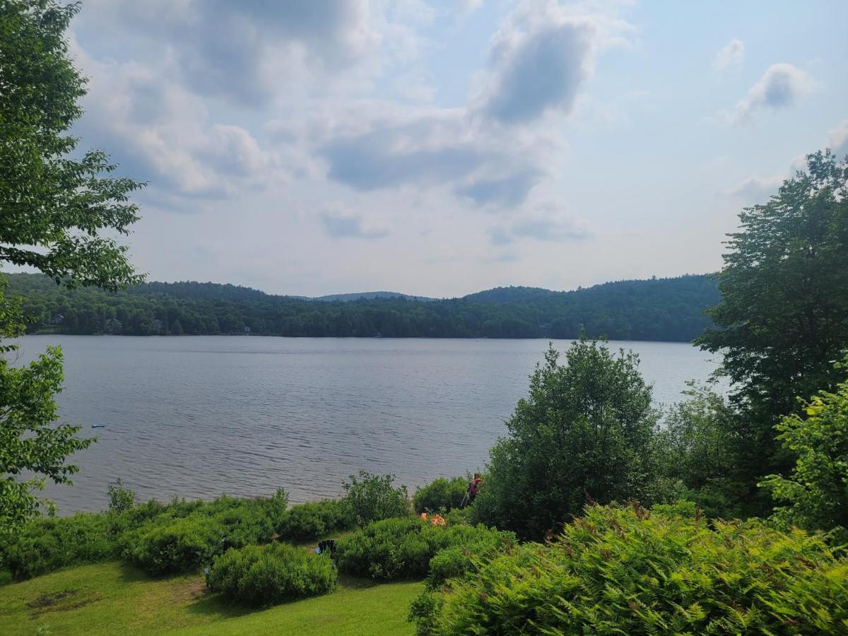 Le Lodge Du Lac Saint-Faustin Экстерьер фото