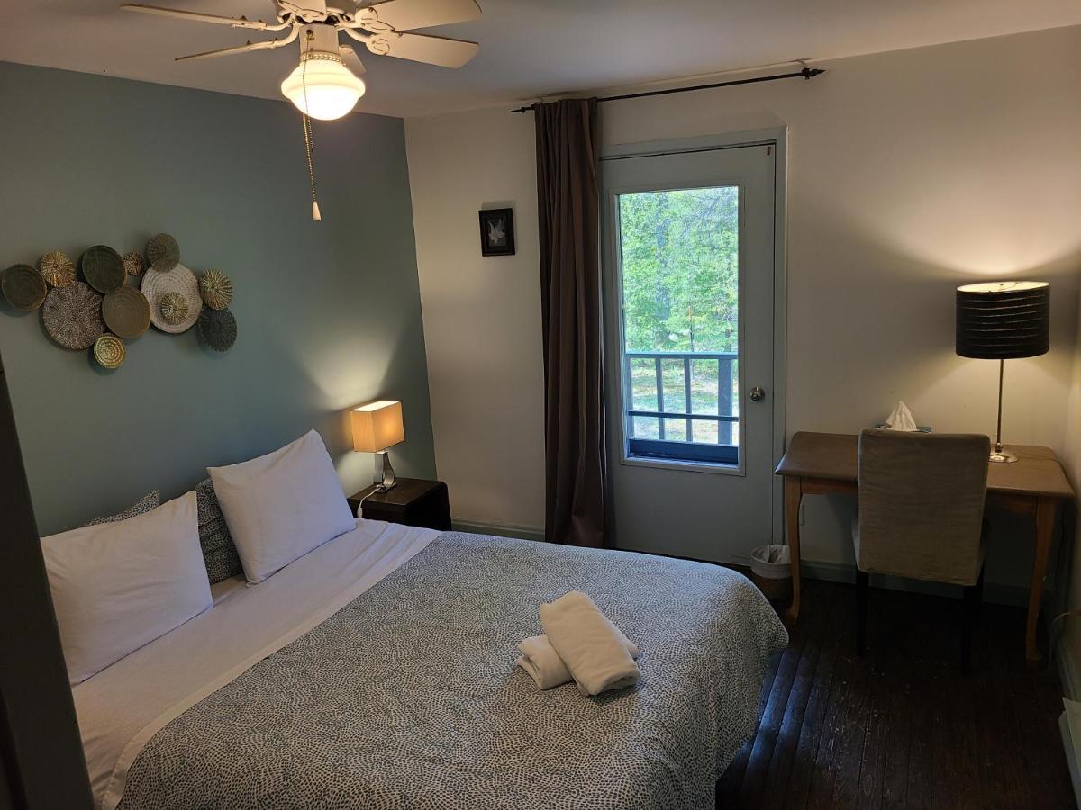 Le Lodge Du Lac Saint-Faustin Экстерьер фото